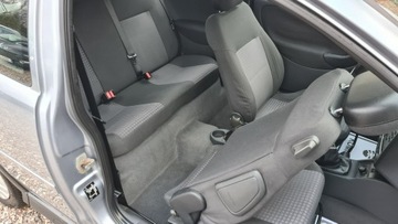 Opel Corsa C 1.2 Twinport ECOTEC 80KM 2005 Opel Corsa klimatyzacja, zdjęcie 13