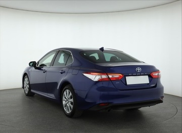 Toyota Camry IX Sedan 2.5 Hybrid Dynamic Force 218KM 2020 Toyota Camry 2.5 Hybrid, Salon Polska, zdjęcie 3