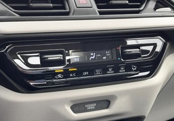 Suzuki Swift VII 1.2 DualJet mild Hybrid 82KM 2025 Suzuki Swift Service-car Premium 1.2 mild Hybrid 5MT Premium Silver Metal, zdjęcie 14