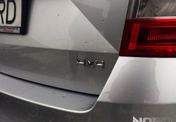 Skoda Octavia III Scout 1.8 TSI 180KM 2016 Skoda Octavia Bezwypadkowa, FV23, 4x4, DSG, KredytowanieLeasing, gwarancja, zdjęcie 9