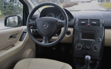 Mercedes Klasa A W169 Coupe 1.5 160 95KM 2010 Mercedes-Benz Klasa A GWARANCJA, 2010r, 1.5 Benzyna, Niski przebieg, Swiet, zdjęcie 10