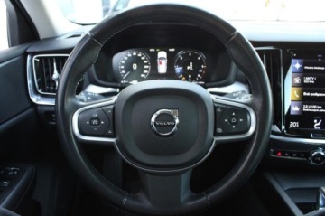 Volvo V60 II  2021 Volvo V60 Momentum Pro, zdjęcie 9