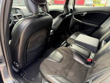 Volvo V40 II Hatchback 1.6 D2 115KM 2013 Volvo V40 R Design Navi Climatronic Gwarancja, zdjęcie 13