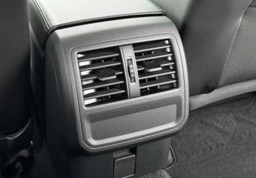 Volkswagen Passat B8 Variant Facelifting 2.0 TSI 190KM 2022 Volkswagen Passat LED Travel Assist Kamera ACC Salon Polska FVAT23, zdjęcie 29