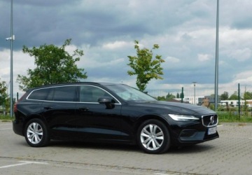 Volvo V60 II  2021 Volvo V60 z Gwarancja Bezwypadkowy Model 2022r 2.0 Benzyna 197KM, zdjęcie 4