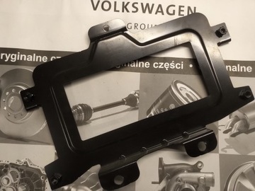 7P5035209A WSPORNIK UCHWYT WZMACNIACZ BOSE PORSCHE 911 CAYENNE 92A 911.1
