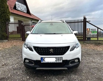 Peugeot 2008 I SUV Facelifting 1.2 PureTech 110KM 2018 Peugeot 2008 Peugeot 2008 PureTech 110 StopampStart Crossway 1.2 Benzyna, zdjęcie 2