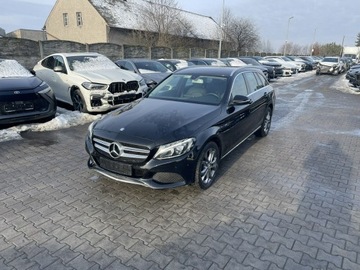 Mercedes Klasa C W205 Kombi 220 BlueTEC 170KM 2016 Mercedes C 250 4 Matic Automat Podgrzewanie Skóra
