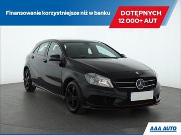 Mercedes Klasa A W176 Hatchback 5d 1.8 180 CDI BlueEFFICIENCY 7G-DCT 109KM 2013