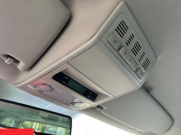 Volkswagen Multivan T6 2007 Volkswagen Multivan 2.5 diesel 174KM 2007r, zdjęcie 33