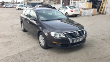 Volkswagen Passat B7 Variant 2.0 TDI CR DPF BlueMotion 140KM 2010 VW PASSAT Variant 2.0 TDI 140 KM DSG, zdjęcie 17
