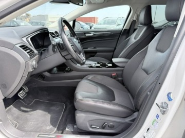 Ford Mondeo V Kombi 2.0 EcoBoost 240KM 2017 Ford Mondeo 2.0 16V 240KM 2017r ST-Line EcoBoost, zdjęcie 4