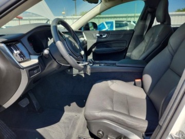 Volvo XC60 II 2025 Volvo XC 60 Plus 2025 2.0 Benzyna 247KM, zdjęcie 7