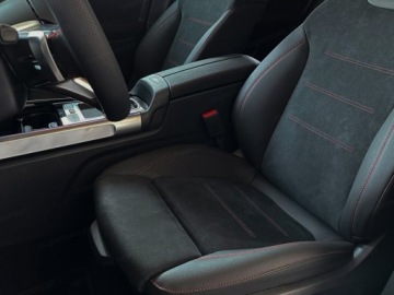 Mercedes GLB SUV 2.0 200d 150KM 2025 MERCEDES-BENZ GLB 200 d 4-Matic AMG Line 2.0 (150KM) 2025, zdjęcie 4