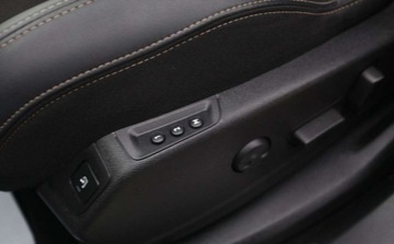 Peugeot 5008 II 2023 Peugeot 5008 1.2 PureTech mHEV GT SS e-DCS6 gwarancja biala perla 7 osobowy, zdjęcie 10