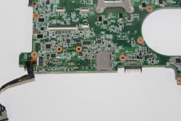 ПОВРЕЖДЕННАЯ МАТЕРИНСКАЯ ПЛАТА HP 6560b