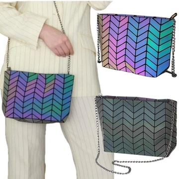 torebka holograficzna damska odblaskowa imprezowa klubowa OmiChain02