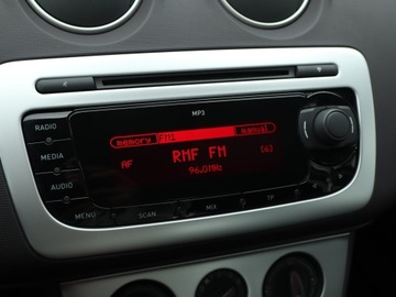 Seat Ibiza IV SportTourer 1.4 MPI 85KM 2011 Seat Ibiza 1.4 16V, Salon Polska, 1. Właściciel, zdjęcie 11