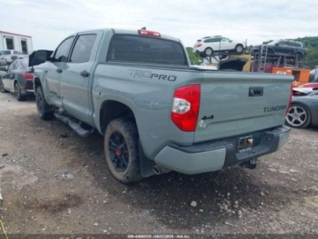 Toyota Tundra II 2021 Toyota Tundra 2021r., 4x4, 5.7L 5.7 Benzyna 381KM, zdjęcie 2