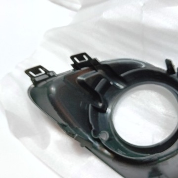 РАМА ASX OUTLANDER ГАЛОГЕННАЯ РЕШЕТКА СПРАВА СЛЕВА КОМПЛЕКТ 8321A384 8321A383