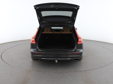 Volvo V60 II  Kombi 2.0 T8 Twin Engine 390KM 2019 Volvo V60 GRATIS! Pakiet Serwisowy o wartości, zdjęcie 18