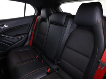 Mercedes GLA I Off-roader AMG 45 AMG 360KM 2015 Mercedes GLA 45 AMG 4x4 automat grzane fotele, zdjęcie 16