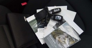 Audi A4 B8 Avant Facelifting 2.0 TDI 143KM 2012 Audi A4 Avant 2,0TDI143KM Panoramiczny Dach 2.0 Diesel 143KM, zdjęcie 31