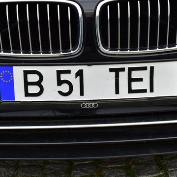 ОТЛИЧНАЯ РАМКА ДЛЯ НОМЕРНОГО ЗНАКА AUDI ГЕЛЬ ДЛЯ ПЕЧАТИ ЛОГОТИПА 2 шт.