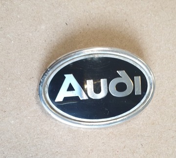 ZNACZEK LOGO EMBLEMAT BŁOTNIKA AUDI A5 B5 8D OE