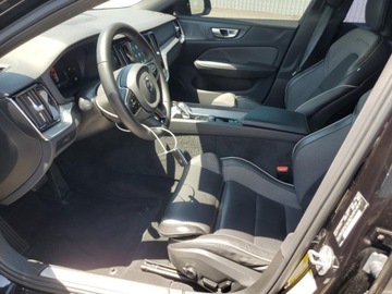 Volvo S60 III 2024 Volvo S60 Plus 2024 2.0l 2.0 Benzyna 247KM, zdjęcie 7