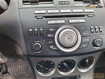 Mazda 3 II Sedan 1.6 MZR 105KM 2010 Mazda 3 1,6 16v klima elektryka wspomaganie alu zarejestrowany 1.6 Benzyna, zdjęcie 13