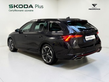 Skoda Octavia IV RS Kombi 2.0 TDI SCR 200KM 2022 Skoda Octavia Skoda Octavia RS TDI 200 KM Bogata w, zdjęcie 5