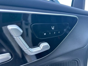 Mercedes GLC C254/X254 SUV 2.0 200 MHEV 204KM 2024 Mercedes-Benz GLC 200 4Matic rej. 2025 AMG Line HAK FV23 salon Polska el., zdjęcie 12