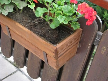 DONICZKA DREWNIANA SKRZYNKA BALKONOWA NA KWIATY PODŁUŻNA 54 CM TEAK