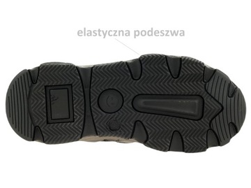 Зимние ботинки изолированные снежные ботинки 33