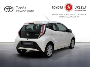 Toyota Aygo II Hatchback 5d 1.0 VVT-i 69KM 2015 Toyota Aygo 1.0 VVT-i X-play II (2014-) Toyota Ayg, zdjęcie 1