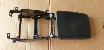 PODŁOKIETNIK AUDI A4 B8 A5 8T 8K0864283
