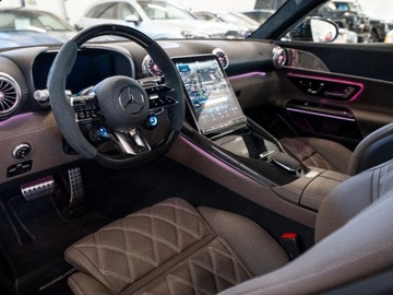 Mercedes AMG GT C190 Coupe 4d Facelifting 4.0 63 585KM 2025 MERCEDES-BENZ AMG GT 63 4Matic+ Coupe 4.0 (585KM) 2025, zdjęcie 5