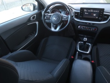 Kia Ceed III Hatchback 1.0 T-GDi 120KM 2020 Kia Ceed 1.0 T-GDI, Salon Polska, Serwis ASO, zdjęcie 6