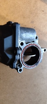 ДРОССЕЛЬ AUDI A8 4.2 TDI 057128063B