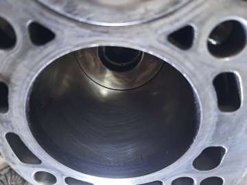 БЛОК ДВИГАТЕЛЯ VW AUDI SKODA ПОРШНИ 2.0 TDI BKD