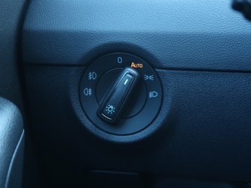 Skoda Octavia III Liftback Facelifting 1.5 TSI ACT 150KM 2019 Skoda Octavia 1.5 TSI, Salon Polska, Klima, zdjęcie 16