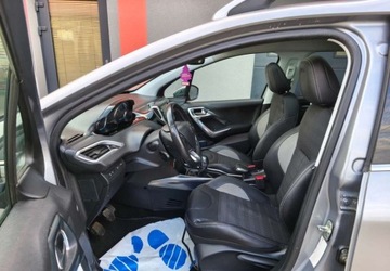 Peugeot 2008 I SUV 1.2 VTi 82KM 2014 Peugeot 2008 Peugeot 2008 1.2 VTi Allure 1.2 Benzyna 82KM, zdjęcie 4