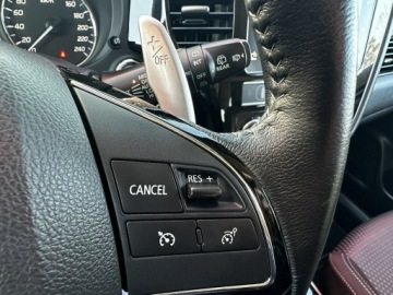 Mitsubishi Outlander III SUV Facelifting 2017 2.0 150KM 2018 Mitsubishi Outlander 7-osób! 1-rej.2019 Łopatki, zdjęcie 19