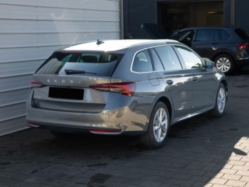 Skoda Octavia IV Scout 1.5 TSI ACT 150KM 2026 SKODA Octavia Edition 130 Selection 1.5 TSI Combi 150KM 2026, zdjęcie 3