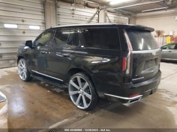 Cadillac Escalade III 2021 Cadillac Escalade Luxury 2021 6.2l 6.2 Benzyna 420KM, zdjęcie 4
