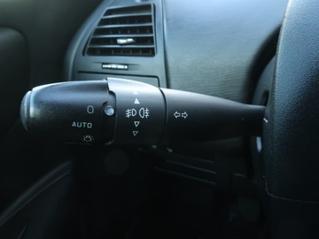 Citroen C4 I Hatchback 1.6 16V 110KM 2007 Citroen C4 1.6 16V, Klima, Klimatronic, Tempomat, zdjęcie 21