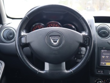 Dacia Duster I SUV Facelifting 1.2 TCe 125KM 2014 Dacia Duster 1.2 TCe, Skóra, Navi, Klima, zdjęcie 14