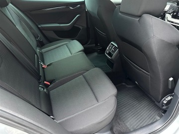 Skoda Octavia IV Liftback 1.5 TSI EVO 150KM 2021 Skoda Octavia 1.5TSI 150KM Ambition l Reflektory L, zdjęcie 8