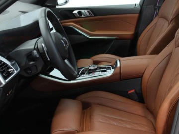 BMW X5 G05 SUV Facelifting 3.0 40d 352KM 2025 BMW X5 xDrive40d Sport Suv 3.0 (352KM) 2025, zdjęcie 3